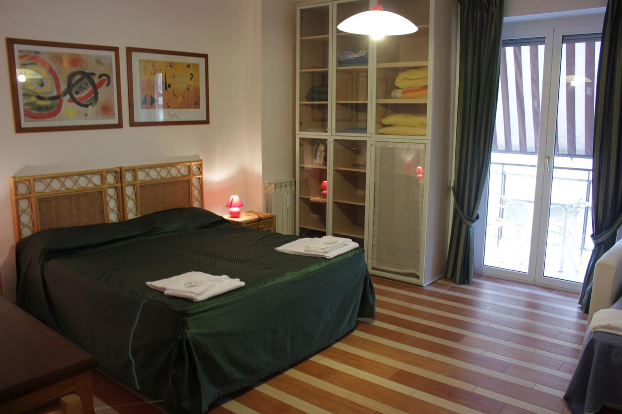 Tourist House Roma Aparthotel Buitenkant foto